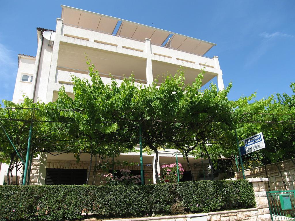 PUY Guest House Zimmer F1 מראה חיצוני תמונה